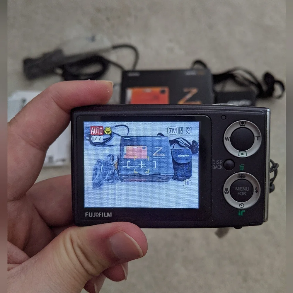 Fujifilm FinePix Z10fd digital camera